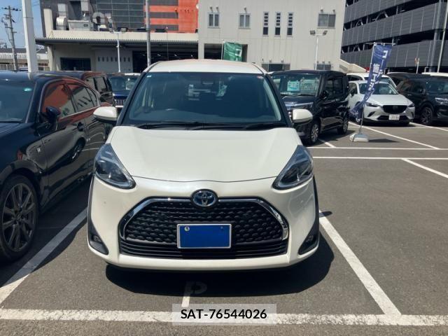 Toyota SIENTA 2019-04 8210202-0