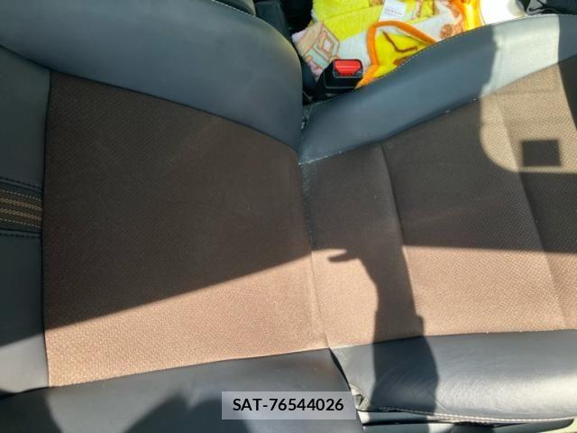 Toyota SIENTA 2019-04 8210202-11