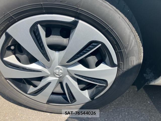 Toyota SIENTA 2019-04 8210202-7