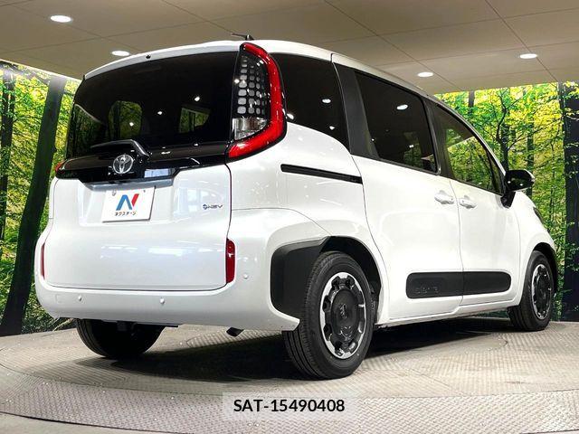 Toyota SIENTA 2025-04 8210185-16