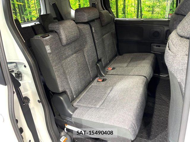 Toyota SIENTA 2025-04 8210185-8