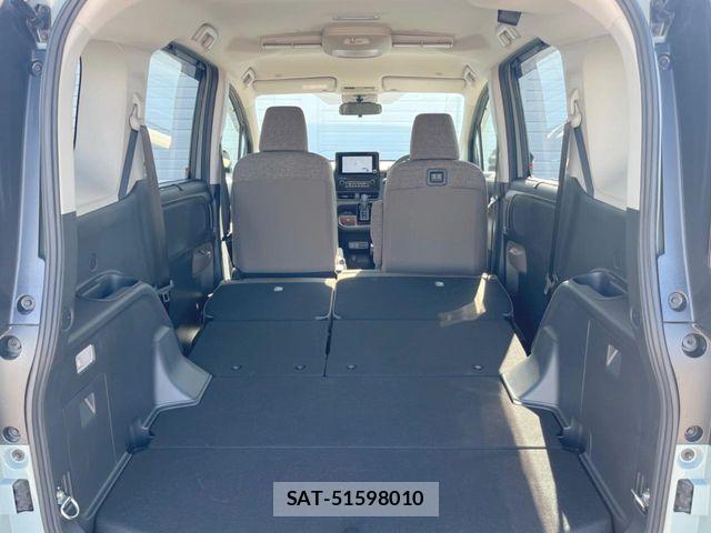 Toyota SIENTA 2023-11 8210192-9