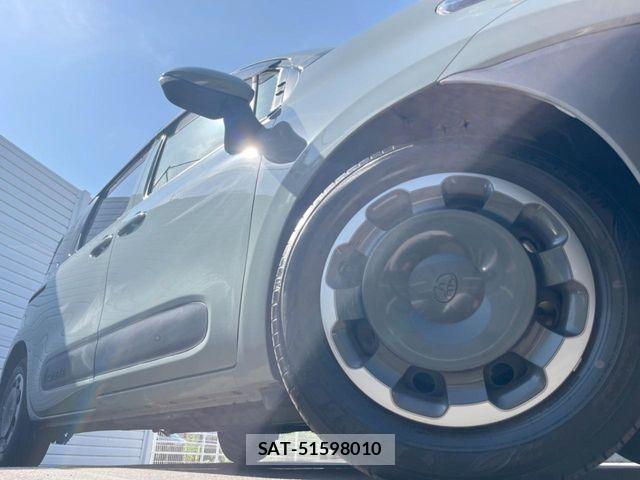Toyota SIENTA 2023-11 8210192-12