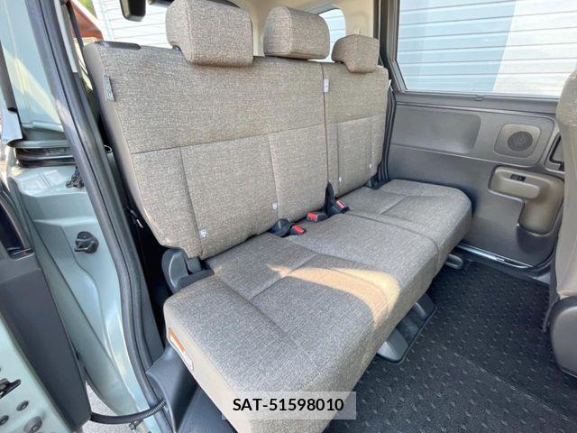 Toyota SIENTA 2023-11 8210192-8