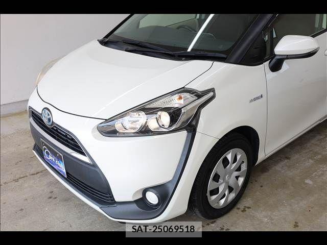Toyota SIENTA 2015-08 8210212-12