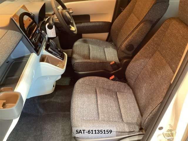 Toyota SIENTA 2026-04 8210180-19