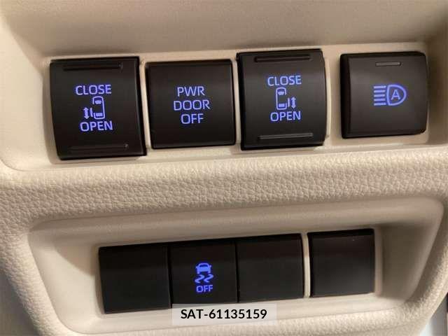 Toyota SIENTA 2026-04 8210180-7