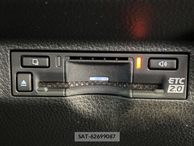 Toyota SIENTA 2026-06 8210179-7