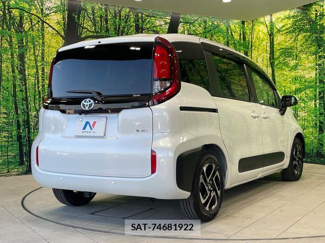 Toyota SIENTA 2026-06 8231767-16
