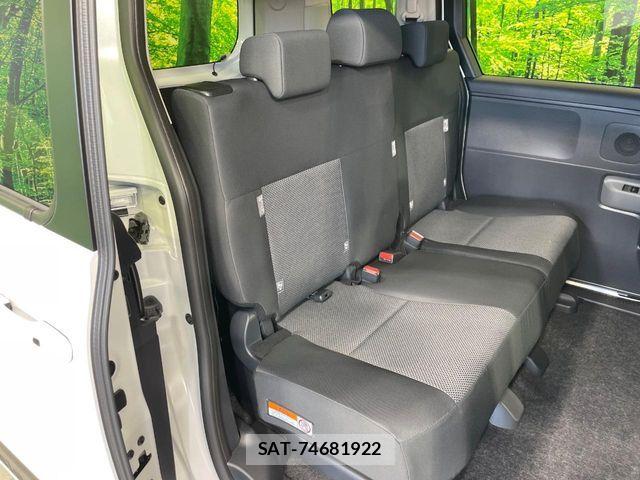 Toyota SIENTA 2026-06 8231767-8