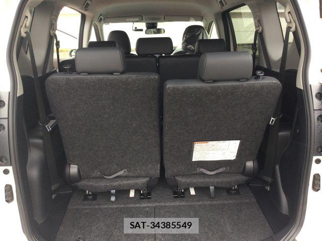 Toyota SIENTA 2018-12 8231771-13