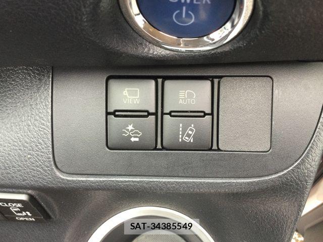 Toyota SIENTA 2018-12 8231771-15