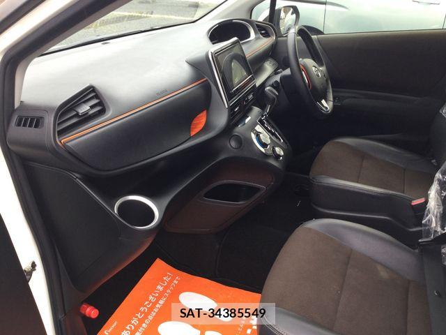 Toyota SIENTA 2018-12 8231771-6