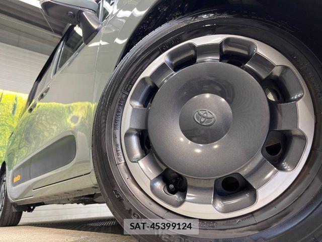 Toyota SIENTA 2023-12 8231770-12