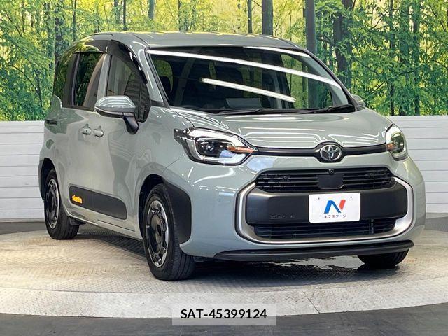 Toyota SIENTA 2023-12 8231770-15
