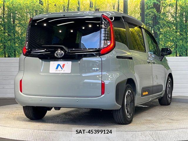 Toyota SIENTA 2023-12 8231770-16