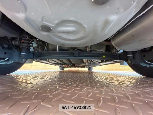 Toyota SIENTA 2015-12 8231773-18