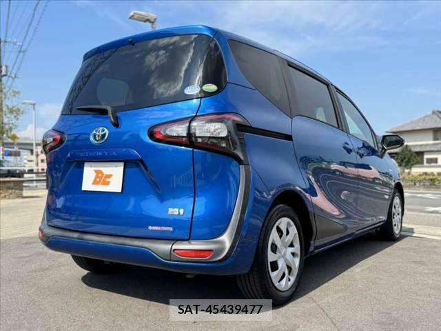 Toyota SIENTA 2015-12 8231775-14