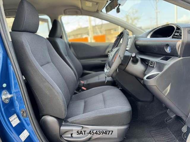 Toyota SIENTA 2015-12 8231775-15