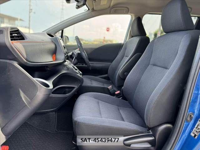 Toyota SIENTA 2015-12 8231775-16