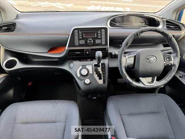 Toyota SIENTA 2015-12 8231775-1