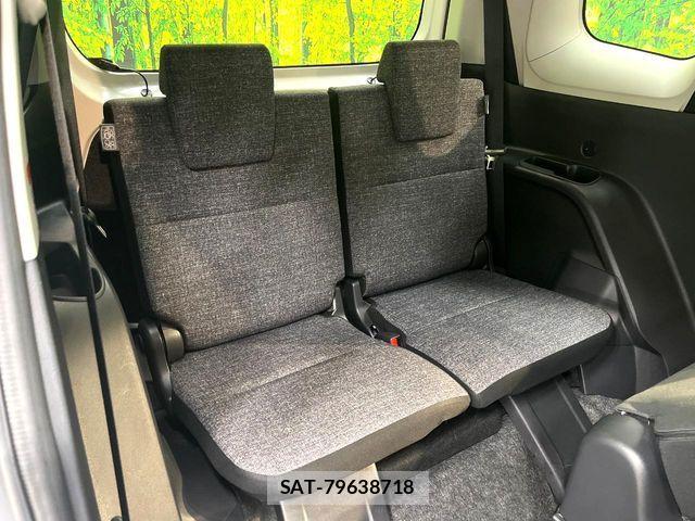 Toyota SIENTA 2023-09 8231766-9