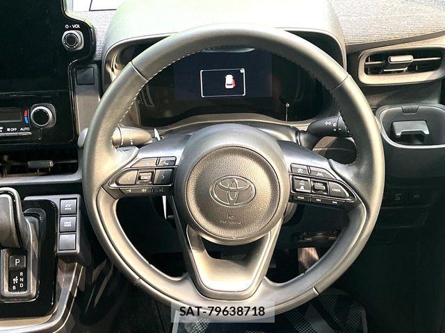 Toyota SIENTA 2023-09 8231766-11