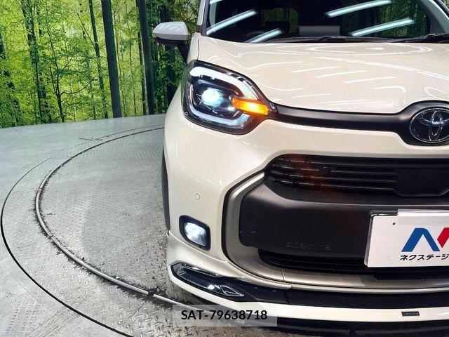 Toyota SIENTA 2023-09 8231766-12