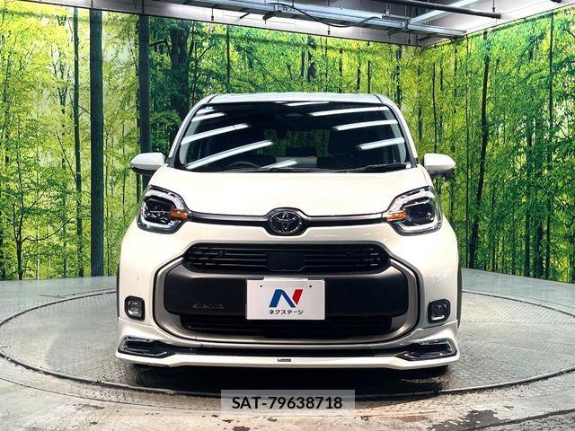 Toyota SIENTA 2023-09 8231766-14