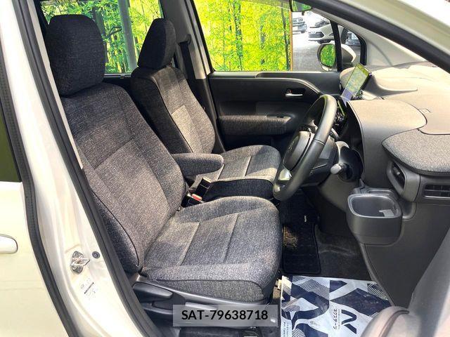 Toyota SIENTA 2023-09 8231766-7