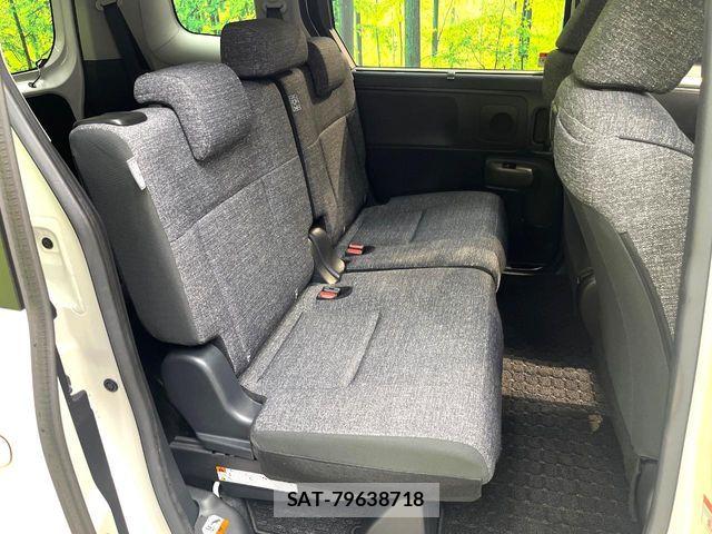 Toyota SIENTA 2023-09 8231766-8