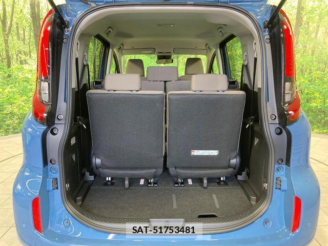 Toyota SIENTA 2025-10 8246692-10