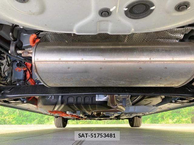 Toyota SIENTA 2025-10 8246692-18