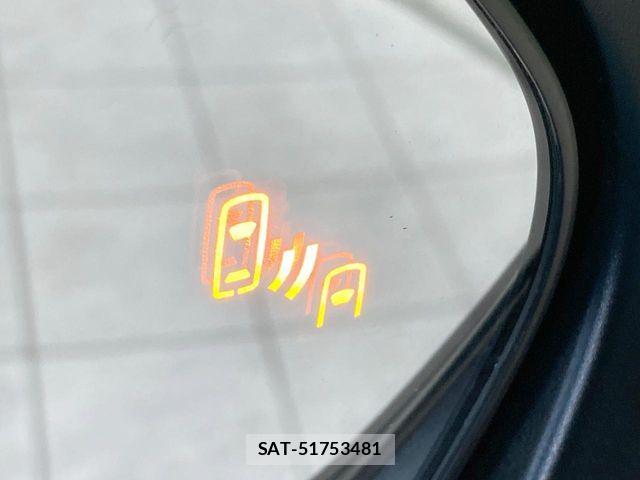 Toyota SIENTA 2025-10 8246692-5