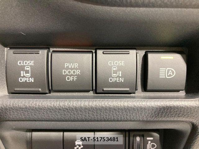 Toyota SIENTA 2025-10 8246692-6