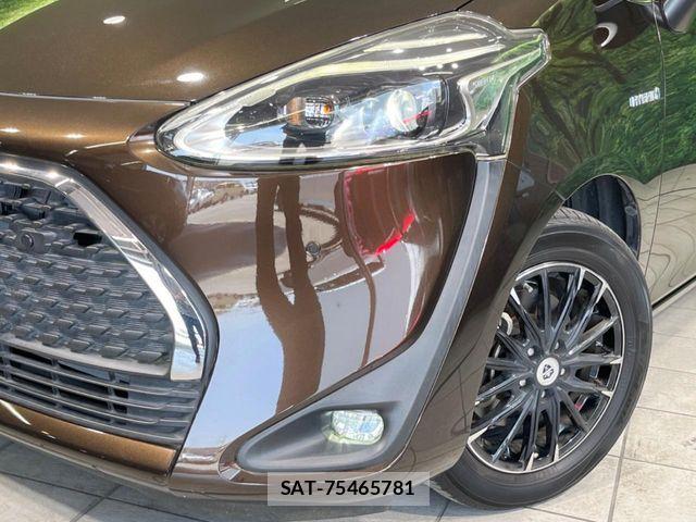 Toyota SIENTA 2019-08 8246700-11
