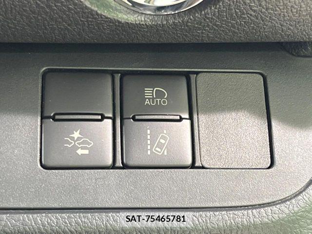 Toyota SIENTA 2019-08 8246700-4