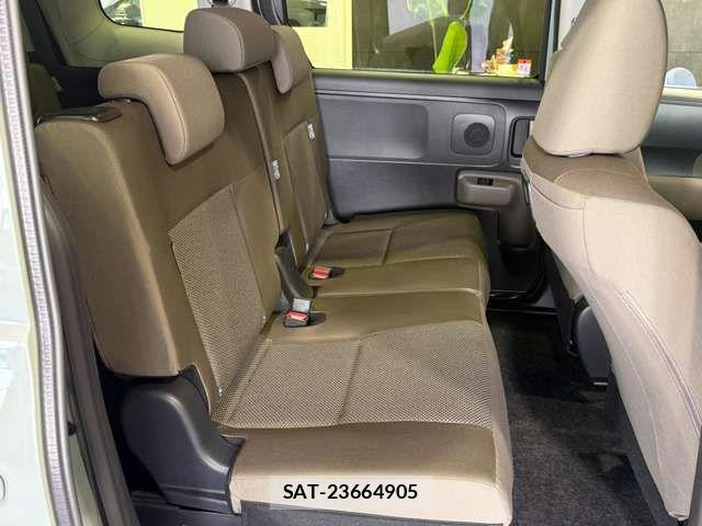 Toyota SIENTA 2026-04 8246693-5