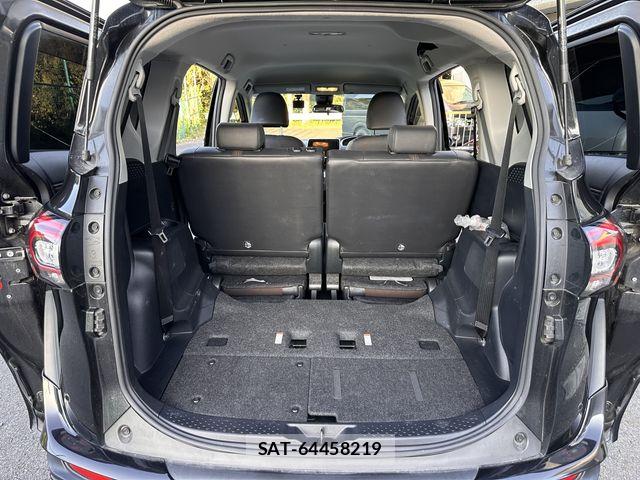 Toyota SIENTA 2021-02 8246703-9