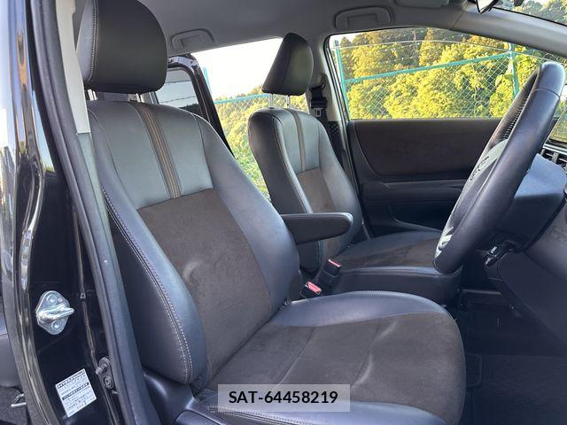 Toyota SIENTA 2021-02 8246703-11