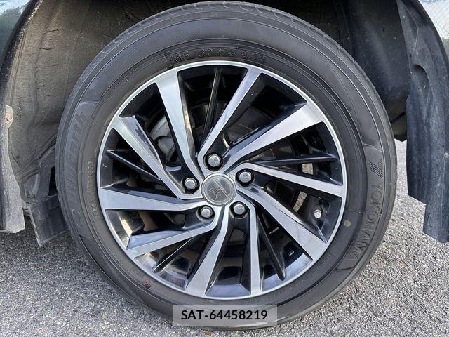 Toyota SIENTA 2021-02 8246703-26
