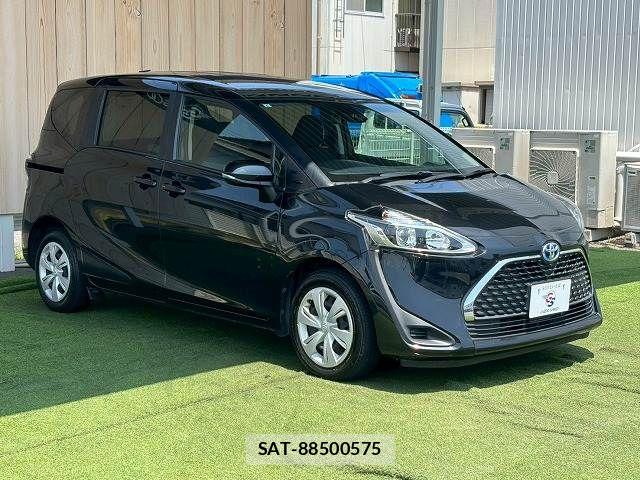Toyota SIENTA 2022-06 8246702-15