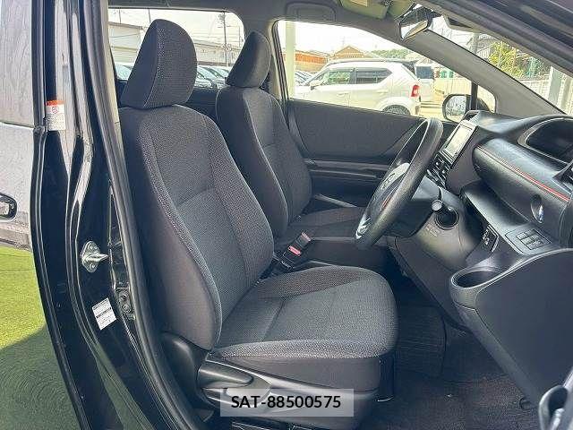 Toyota SIENTA 2022-06 8246702-6