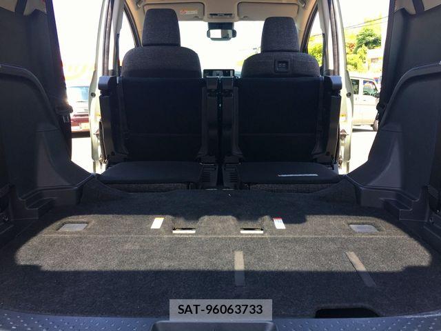Toyota SIENTA 2024-02 8246698-21
