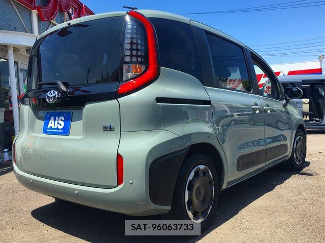 Toyota SIENTA 2024-02 8246698-3