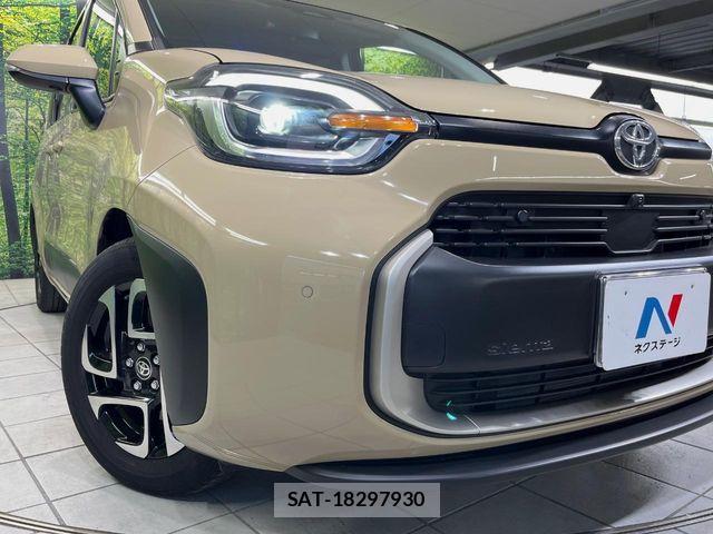 Toyota SIENTA 2023-06 8246695-13