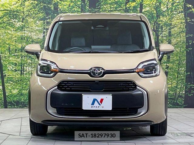 Toyota SIENTA 2023-06 8246695-15
