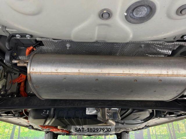 Toyota SIENTA 2023-06 8246695-18