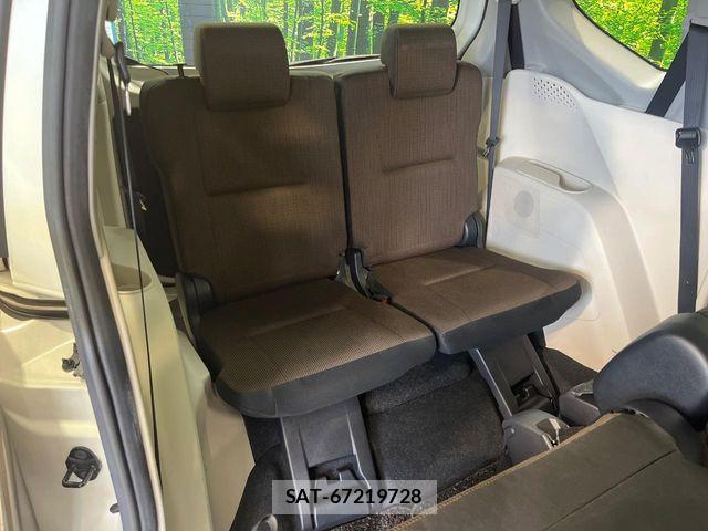 Toyota SIENTA 2016-10 8246701-9