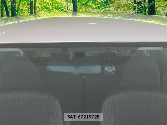 Toyota SIENTA 2016-10 8246701-4
